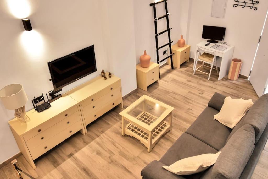 Moderno Loft En El Corazon Historico De Estepona - Casa Pepita 17 Exteriör bild