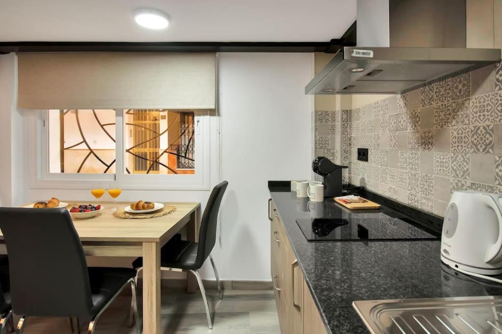 Moderno Loft En El Corazon Historico De Estepona - Casa Pepita 17 Exteriör bild